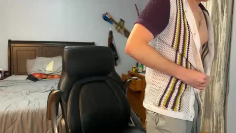 Snapshot of webslingxxxx chatting on 02-21-25, 03:01 webslingxxxx online show from 02-21-25, 03:01