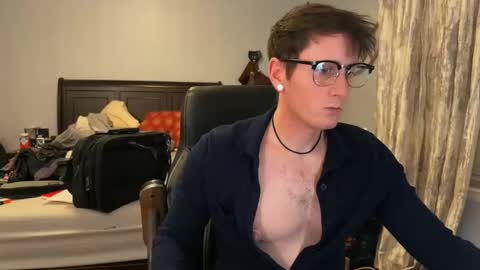 Snapshot of webslingxxxx chatting on 11-25-25, 02:00 webslingxxxx online show from 11-25-25, 02:00