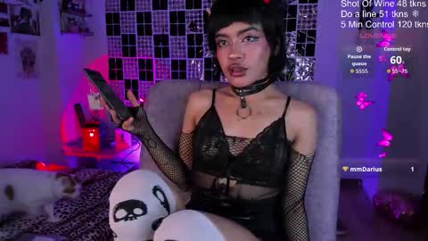 Snapshot of weed420moni chatting on 09-13-25, 09:09 weed420moni online show from 09-13-25, 09:09