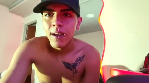 Snapshot of weed_zack chatting on 08-02-26, 10:19 weed_zack online show from 08-02-26, 10:19