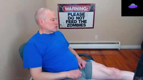 Snapshot of weird_chris chatting on 03-21-26, 07:28 Chris online show from 03-21-26, 07:28