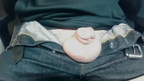 Snapshot of wellandwelland chatting on 02-03-26, 08:14 wellandwelland online show from 02-03-26, 08:14