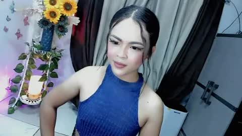 Hi Im LOVIE Please dont forget to follow and thumbs up me online show from 07-31-26, 09:25
