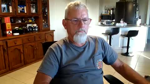 Wellhelloo online show from 04-21-26, 06:52