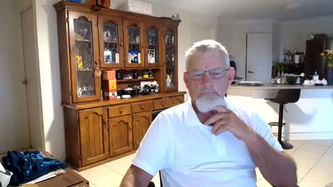 Snapshot of wellhelloo chatting on 05-19-26, 03:13 Wellhelloo online show from 05-19-26, 03:13