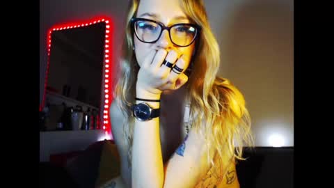 Snapshot of welliza chatting on 12-08-24, 02:28 Liza online show from 12-08-24, 02:28