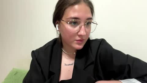 Anna online show from 05-24-26, 01:16