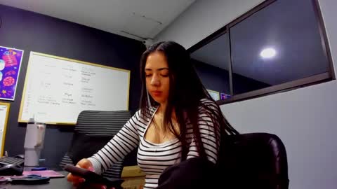 Wendy online show from 12-14-24, 11:23