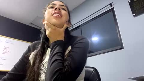 Wendy online show from 02-21-25, 06:51