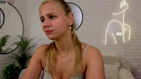 Im Wendy online show from 03-31-26, 09:04