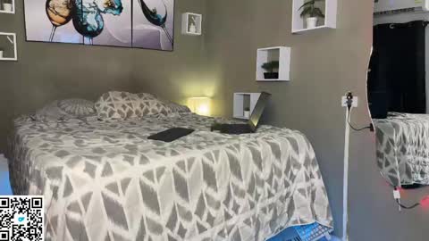Wendy Alex online show from 05-17-26, 01:14