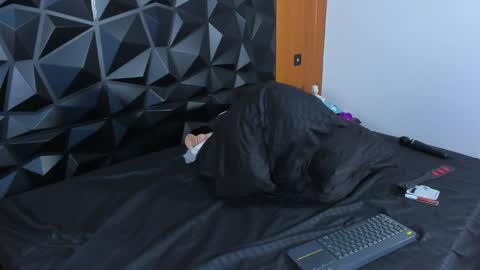 Wendy Marshall  online show from 02-07-25, 07:59