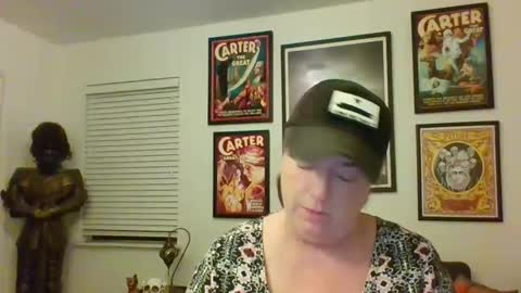 WendyCU online show from 10-18-25, 03:53