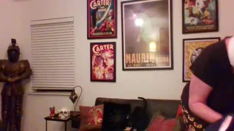 WendyCU online show from 01-17-26, 01:32