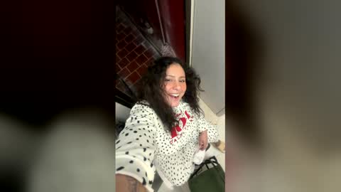 wendylatinaxx online show from 02-21-26, 08:43