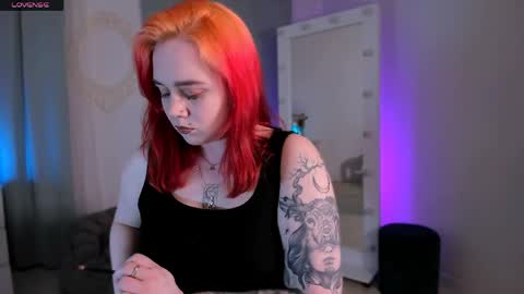 Snapshot of wendyycandy chatting on 05-11-26, 09:23 wendyycandy online show from 05-11-26, 09:23