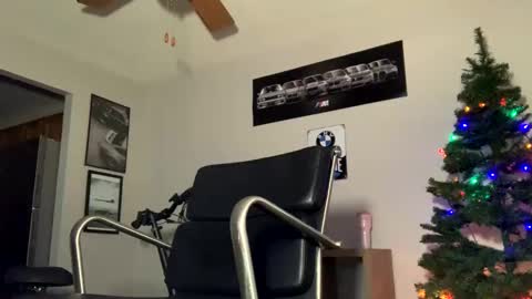 Topjitt online show from 01-03-25, 08:21