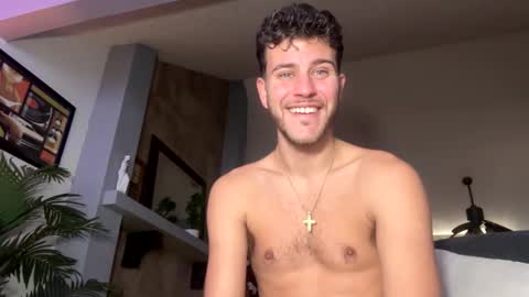 Snapshot of wentbrokeonstrippers chatting on 01-17-26, 04:54 Topjitt online show from 01-17-26, 04:54