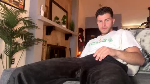 Snapshot of wentbrokeonstrippers chatting on 02-12-26, 03:40 Topjitt online show from 02-12-26, 03:40