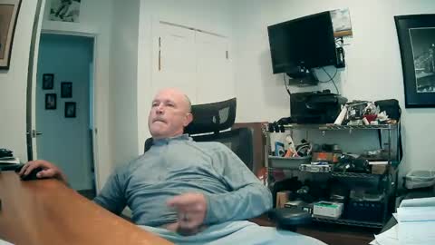 weseeyouwatching online show from 09-15-25, 04:51