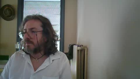 Snapshot of wesh_wesh chatting on 03-16-26, 09:57 wesh wesh online show from 03-16-26, 09:57