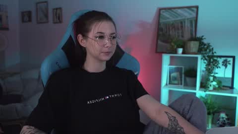 little girl who is always rightLisa online show from 02-13-25, 08:48