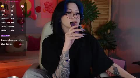 little girl who is always rightLisa online show from 04-14-26, 01:55