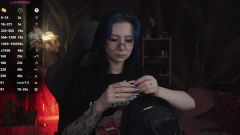 little girl who is always rightLisa online show from 04-22-26, 01:19