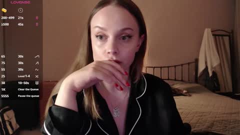 Lana online show from 09-13-25, 05:35