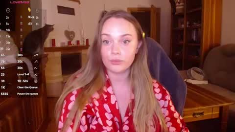 Lana online show from 06-26-26, 08:35