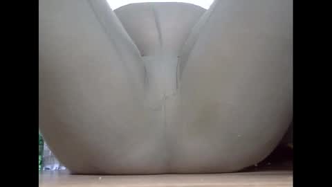 wet_pants2022 online show from 02-04-25, 08:56