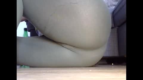 wet_pants2022 online show from 02-24-25, 03:09