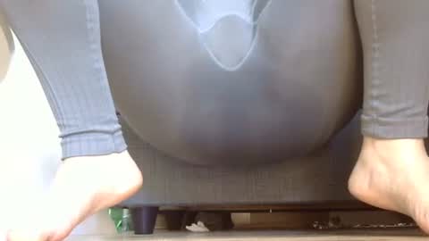 wet_pants2022 online show from 10-06-25, 11:29