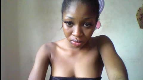 Snapshot of wet_pussy200 chatting on 10-12-25, 08:24 Bella online show from 10-12-25, 08:24