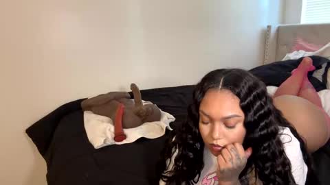 SheSquirts online show from 11-03-25, 09:16