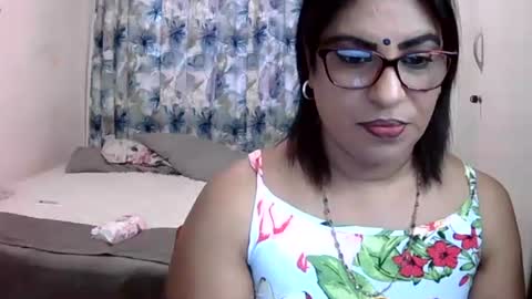 Snapshot of wetindian1971 chatting on 04-15-26, 08:54 kavita online show from 04-15-26, 08:54