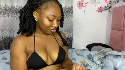 Snapshot of wetty523013 chatting on 06-17-26, 03:53 wetty523013 online show from 06-17-26, 03:53