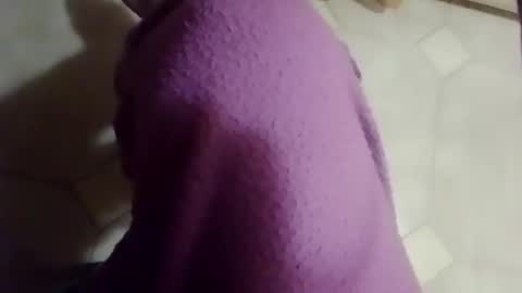 whatcdog12118 online show from 05-01-26, 10:36
