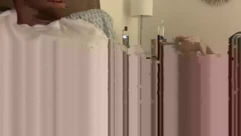 Snapshot of whatyouwantxox chatting on 11-19-25, 04:01 whatyouwantxox online show from 11-19-25, 04:01