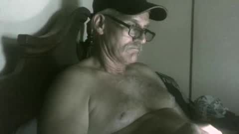 wheenidude online show from 05-09-26, 08:08