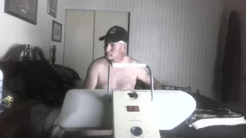 wheenidude online show from 05-10-26, 08:19