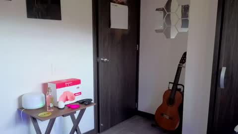 Will online show from 04-08-26, 03:12