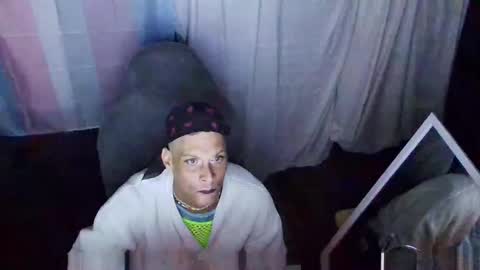 Snapshot of whimsicaljoy chatting on 11-09-25, 11:36 whimsicaljoy online show from 11-09-25, 11:36