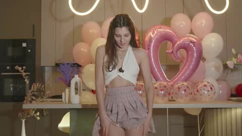 Naomi online show from 11-15-25, 02:20