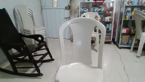 Snapshot of white_boy84723 chatting on 01-20-25, 01:11 white boy online show from 01-20-25, 01:11