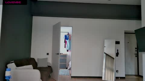 Snapshot of white_king999 chatting on 05-28-26, 12:13 Max online show from 05-28-26, 12:13