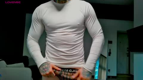 Snapshot of white_king999 chatting on 05-29-26, 02:20 Max online show from 05-29-26, 02:20