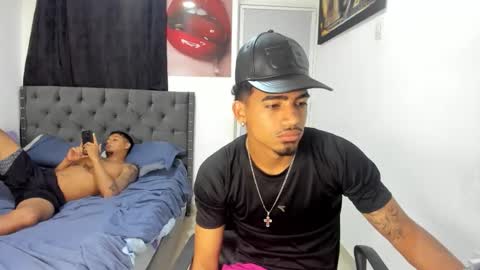 white online show from 05-15-26, 04:52