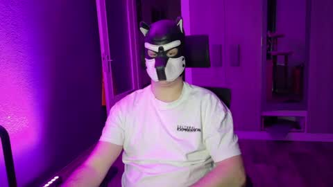 white_pup online show from 04-13-26, 06:13