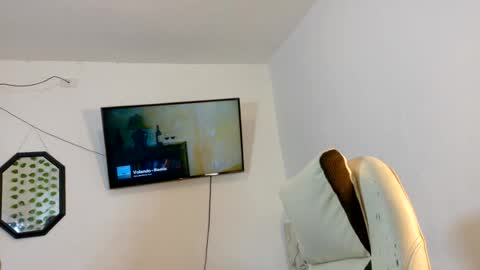 Snapshot of whitebadangel chatting on 07-29-26, 06:17 Whitebadangel online show from 07-29-26, 06:17